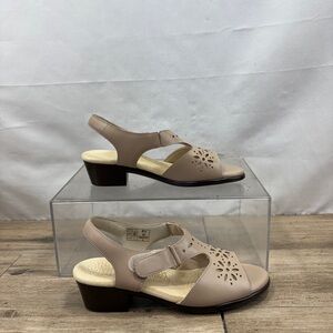 Elegant‎ Tan Women's Sandals